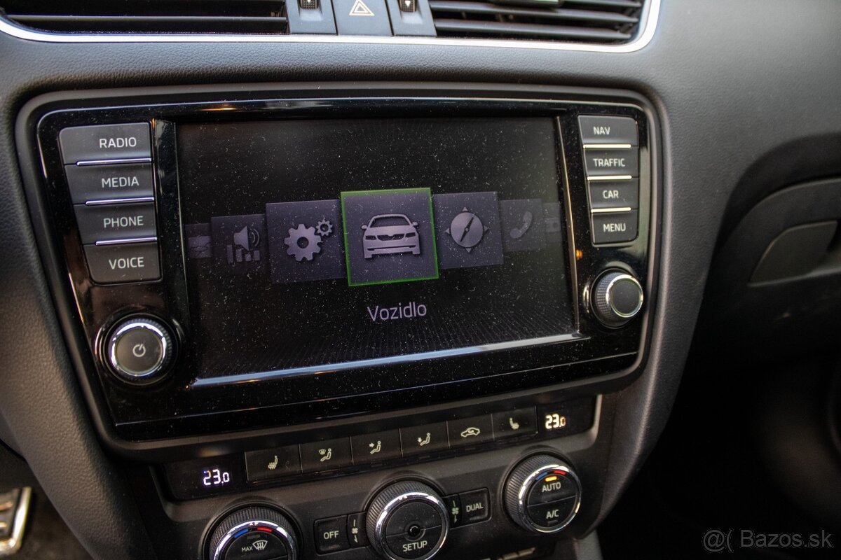 Škoda Octavia Combi 2.0 TFSI RS DSG - 13