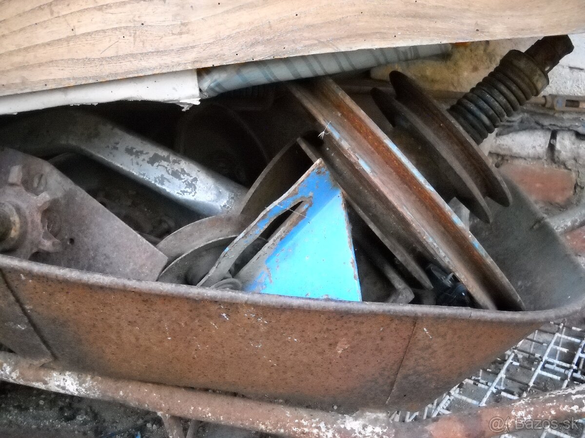 E 512-514 žací lišta díly - 13