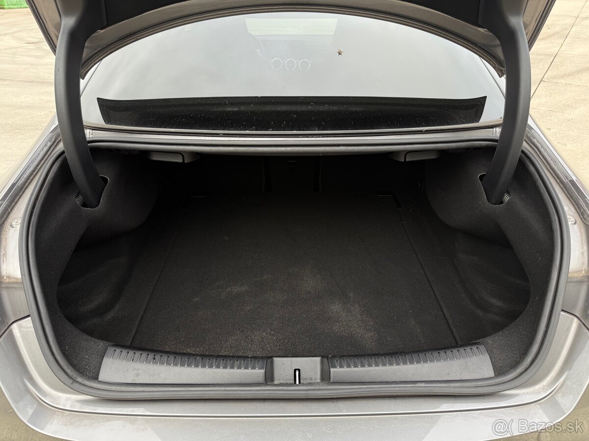 Mercedes-Benz CLA200 Coupe Amg Line - 13