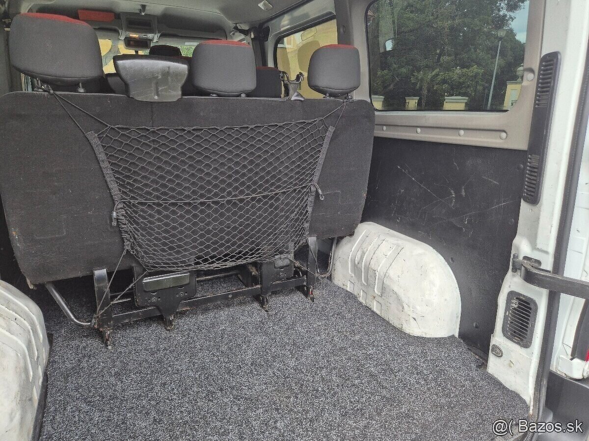 Renault Master 2.3 dCi, L1H1, 9 miestne - 13
