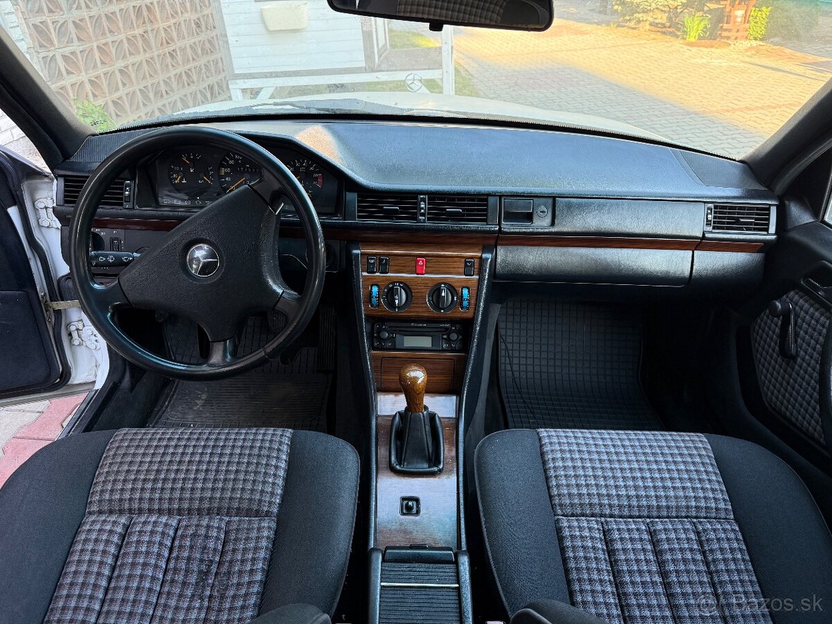 Predám Mercedes-Benz W124 - 13