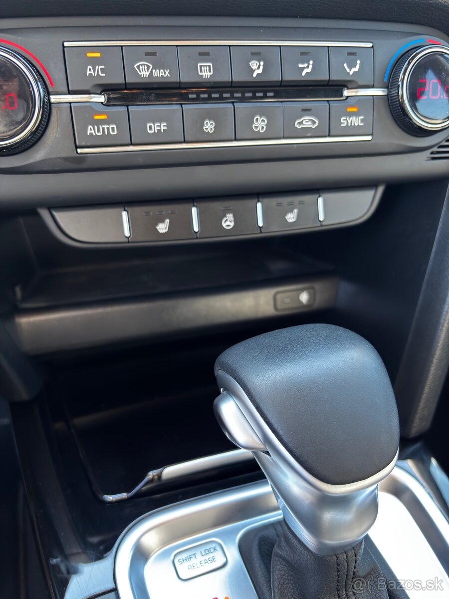 Kia XCeed 1.4 TGD-i - Gold AT - 13