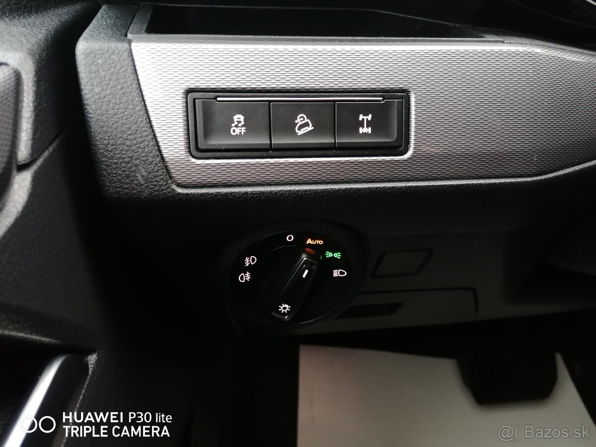 Predám Multivan 2.0 BiTDI 204k (150 kW) Highline 4Motion DSG - 13