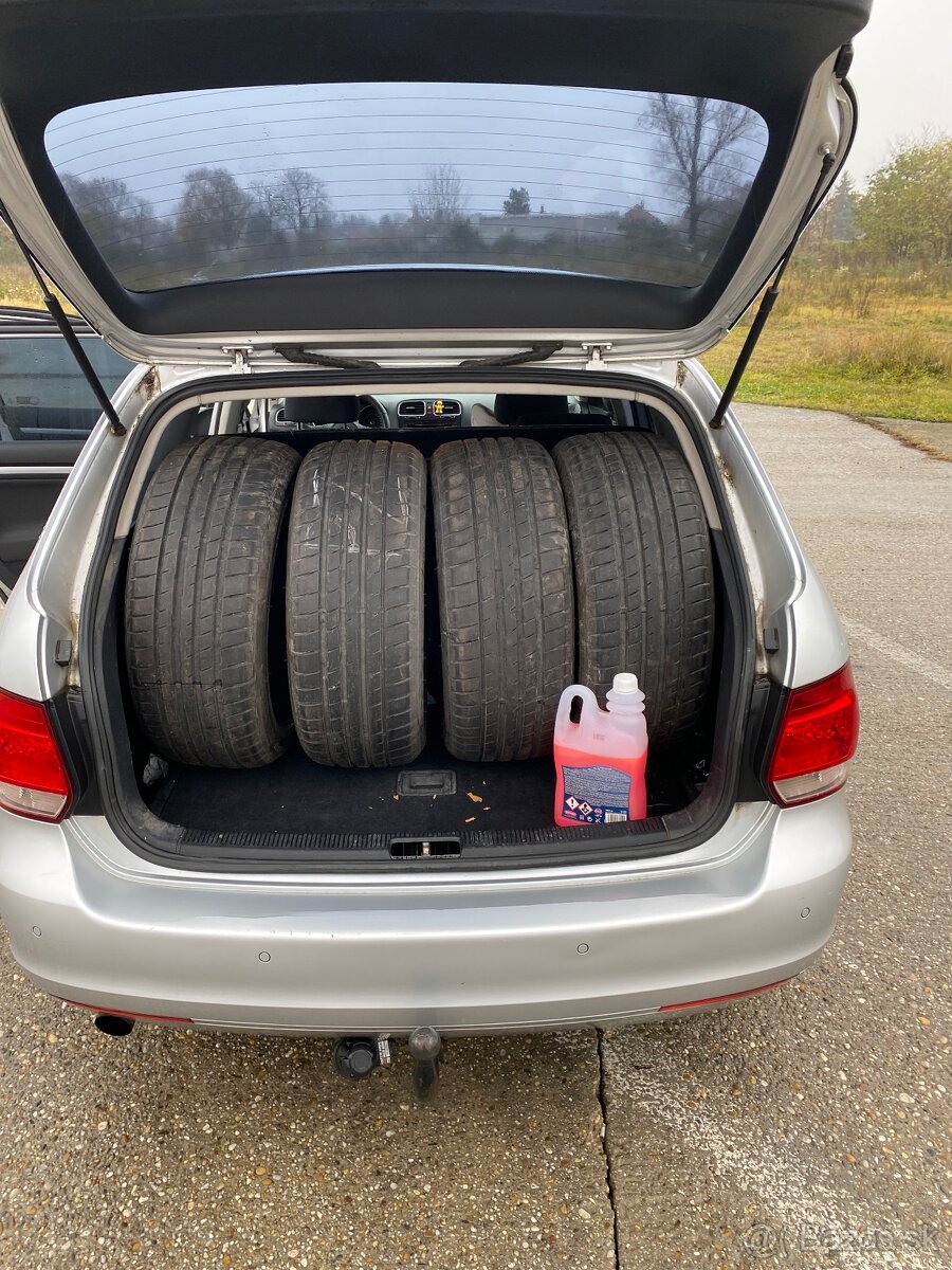 Predám VW Golf 1,6tdi , 2010 - 13