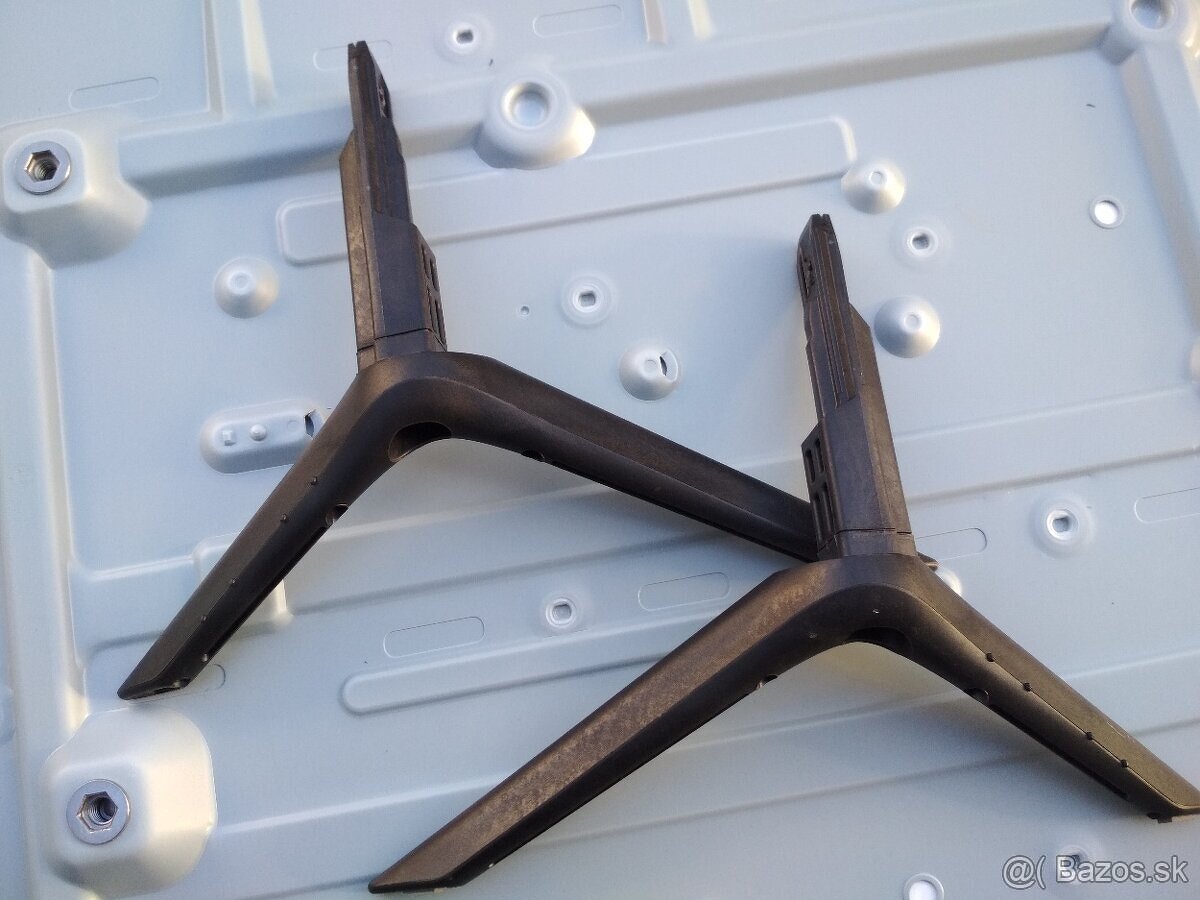 Rozpredam TV Samsung UE50CU7172 - 13