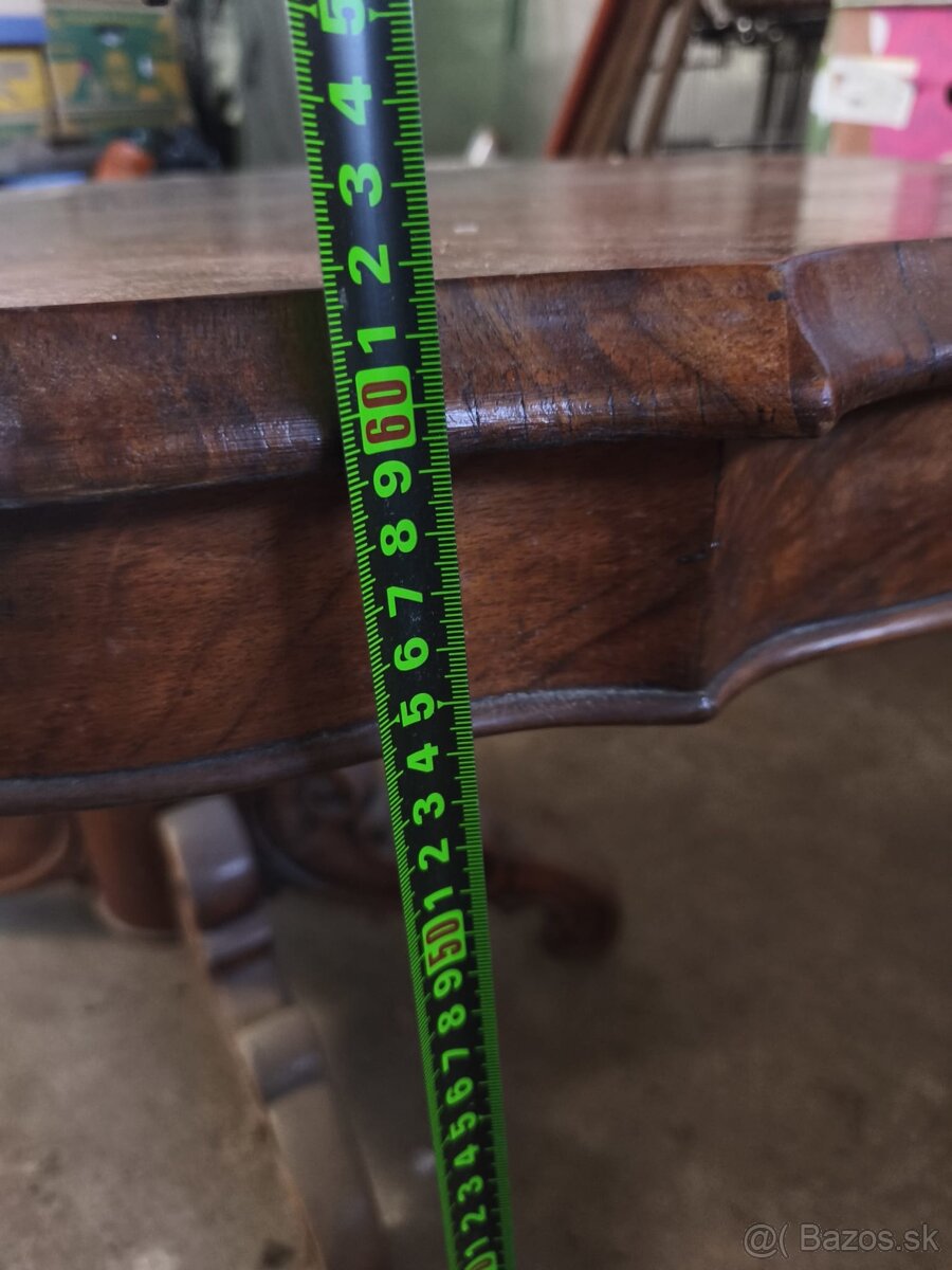 Krásny starožitný drevený stôl - A - 13