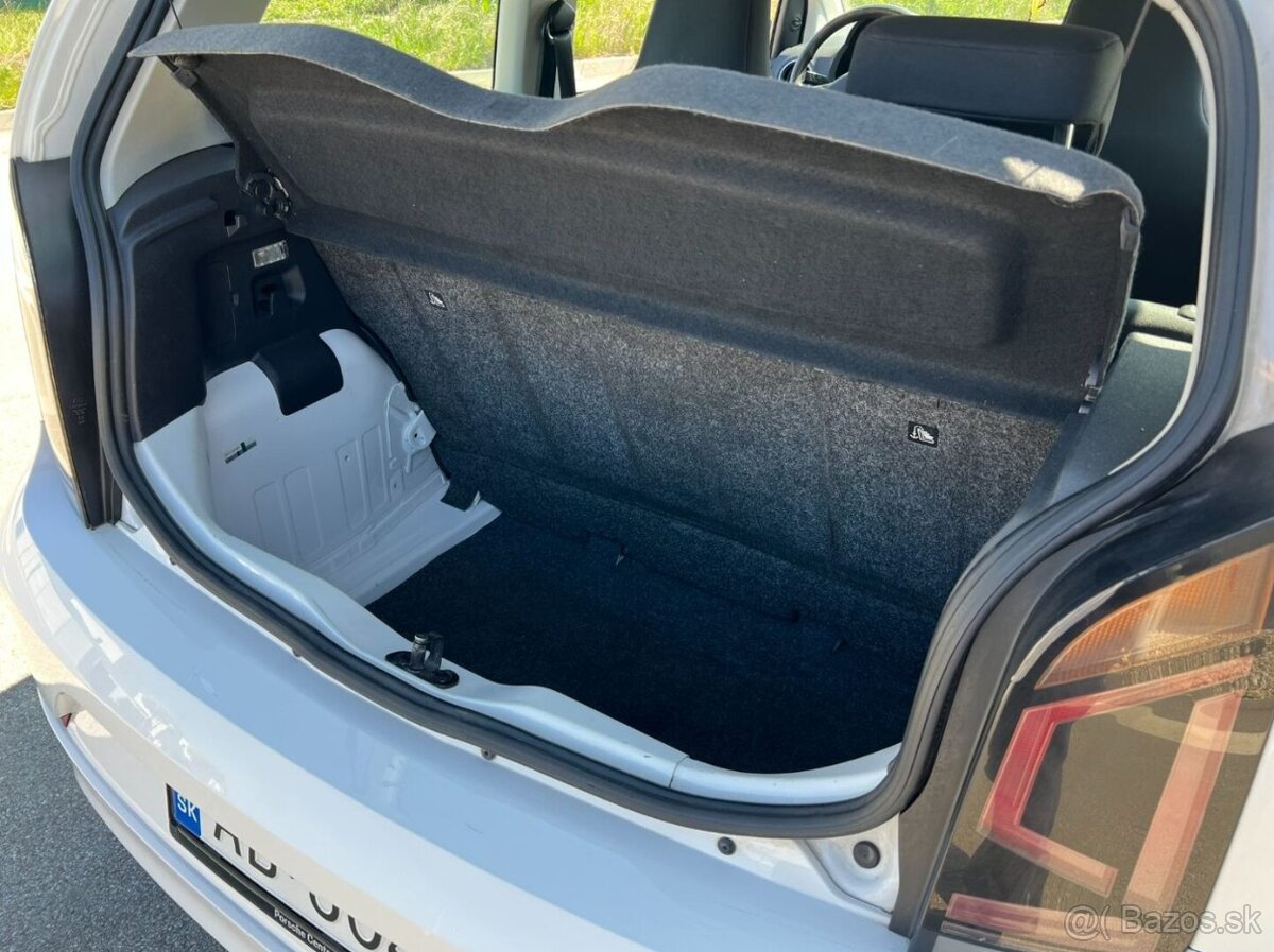 Volkswagen UP - 13