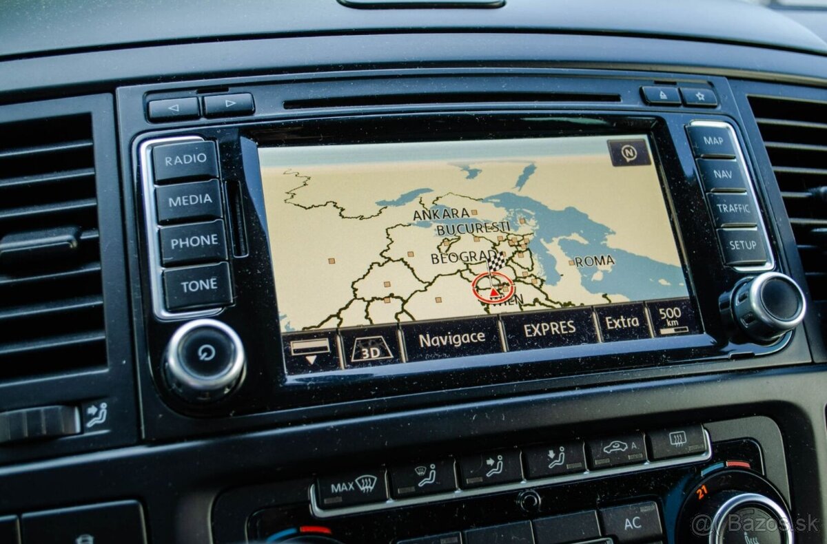 Volkswagen T5 Multivan 2.0 TDi DSG - 13