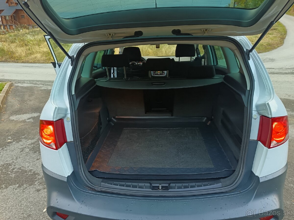 Predám Seat ALTEA XL freetrack 4x4 - 13