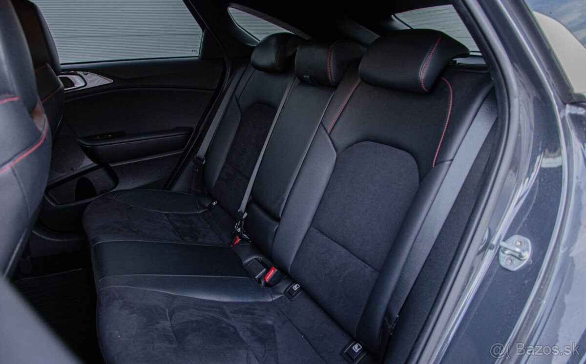 Kia ProCeed 1.6 T-GDi GT A/T, ZÁRUKA - 13