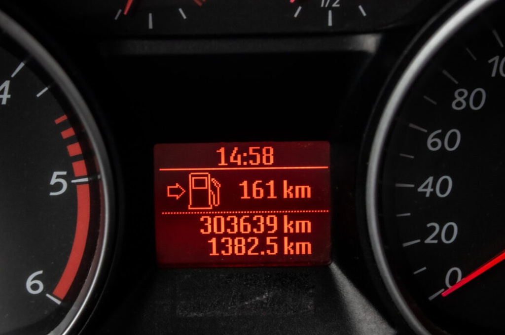 Ford Galaxy 7miestné - 13