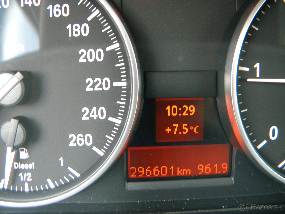 BMW 320 D combi. - 13