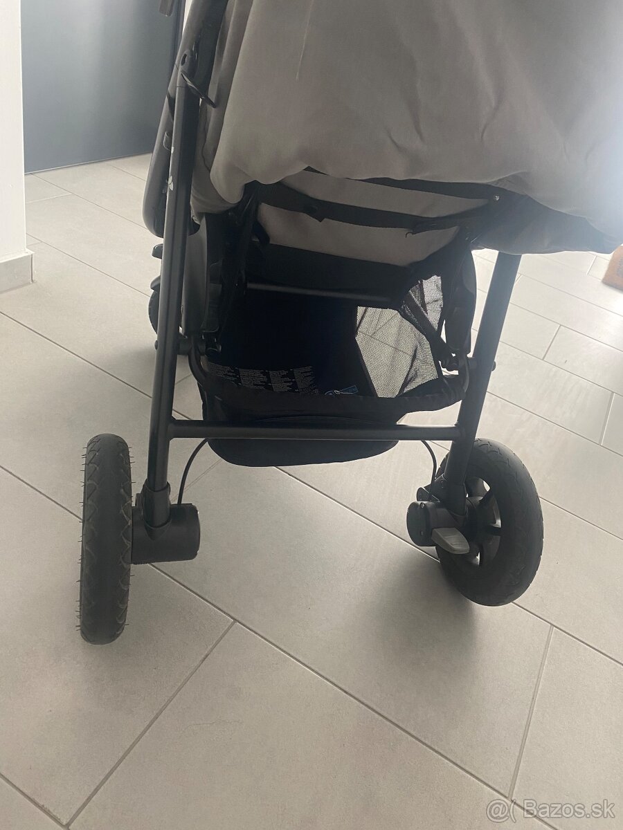 Kočík JOIE Litetrax 4 DLX - 13