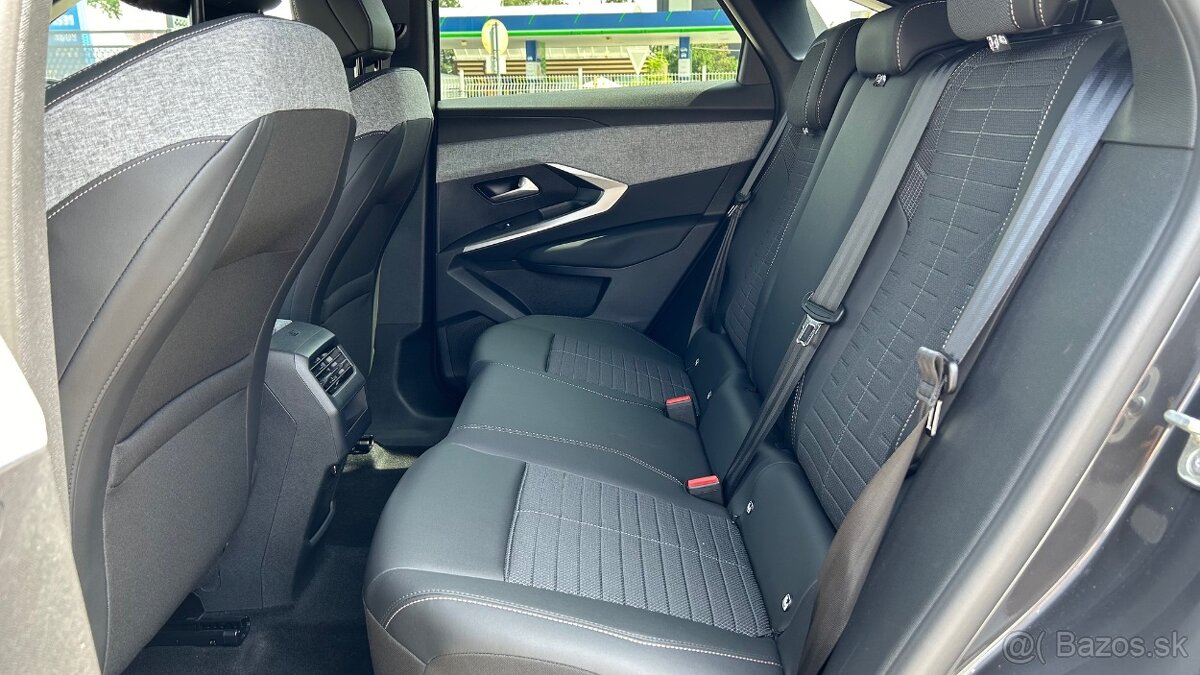 NEW 3008 ALLURE Hybrid 145k e-DCS6 - 13