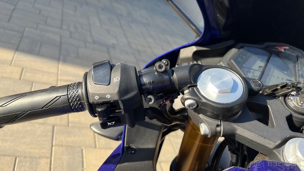 Yamaha YZF R125 - 13