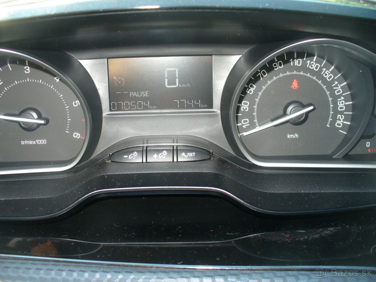 Peugeot 2008 1,6 hdi ,70 000 km - 13