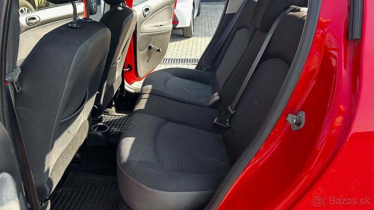 Peugeot 206 1.4i Pohoda - 13