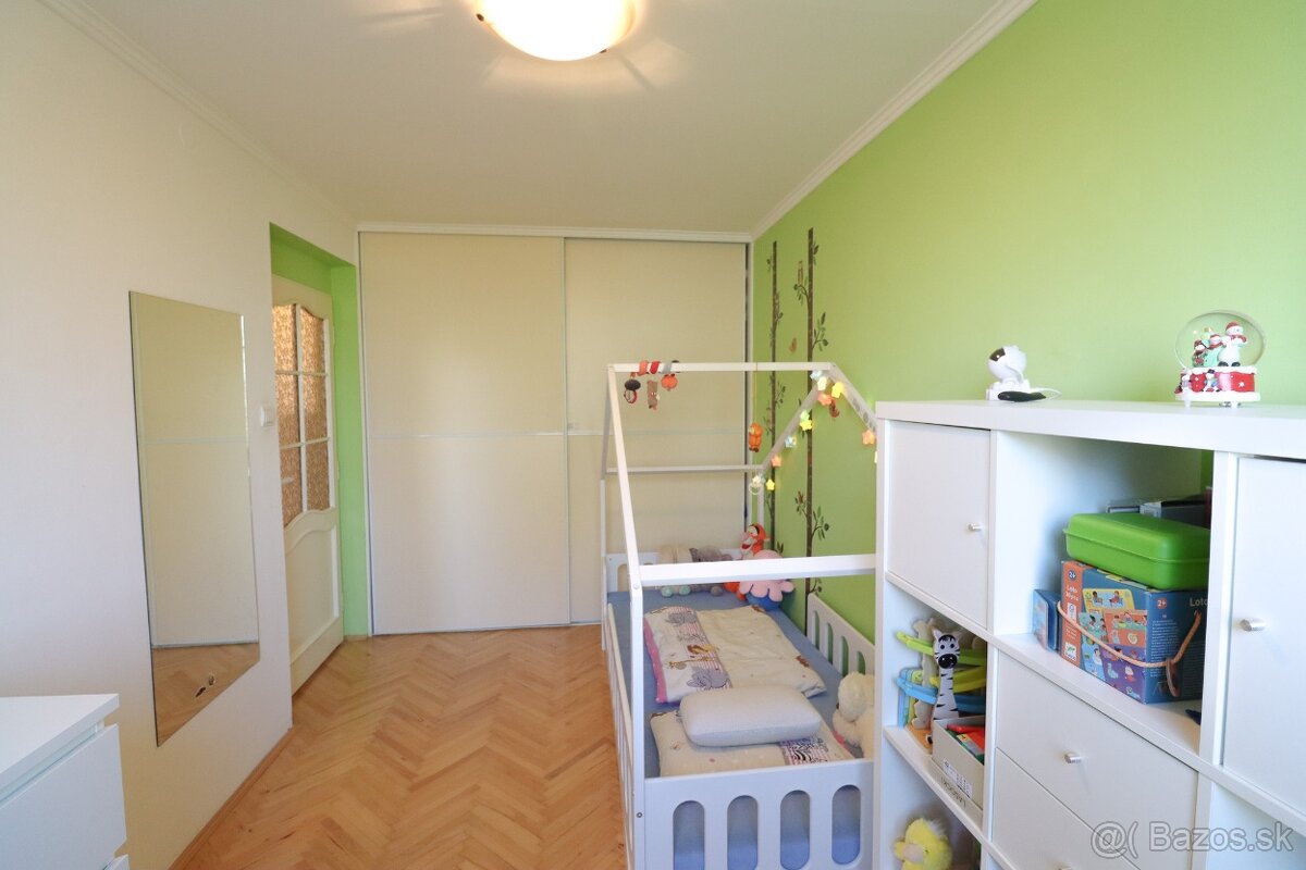 Príjemný 3-izbový byt so zimnou záhradou - 13