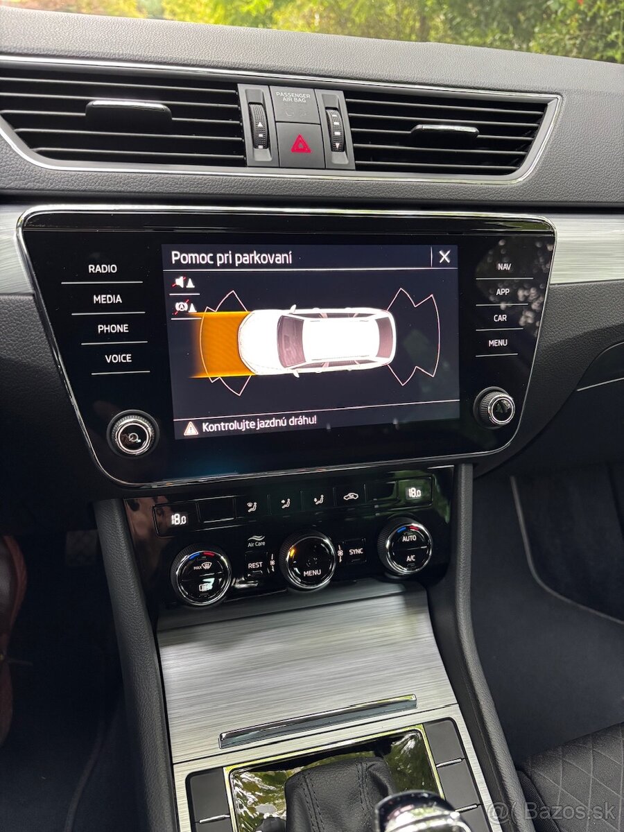 Škoda Superb Combi 2.0 TDI SCR Joy Plus DSG - 13