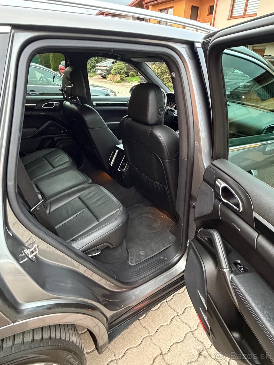 Porsche Cayenne 3.0 TDI - Nové Rozvody - Vzduchový podvozok - 13