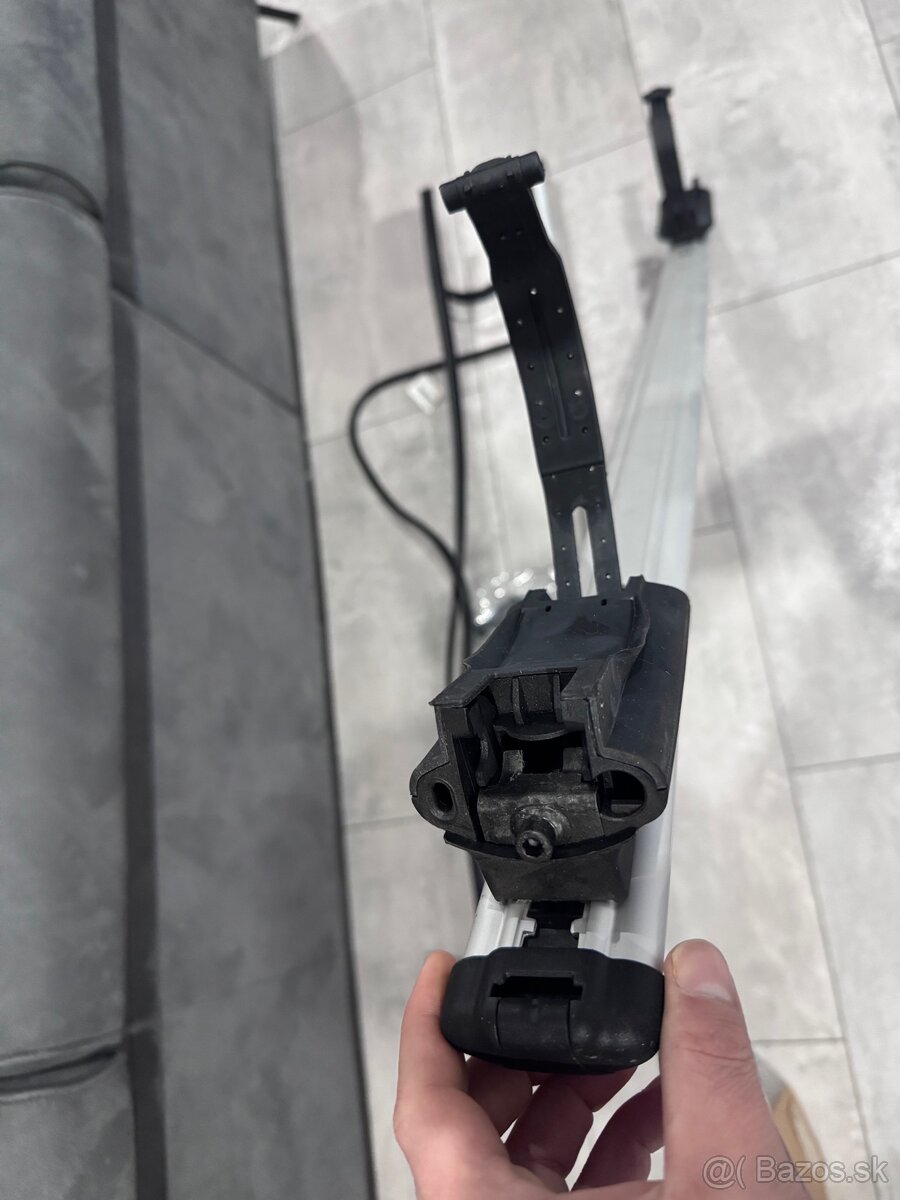 Stresny nosic cross bars toyota rav 4 - 13