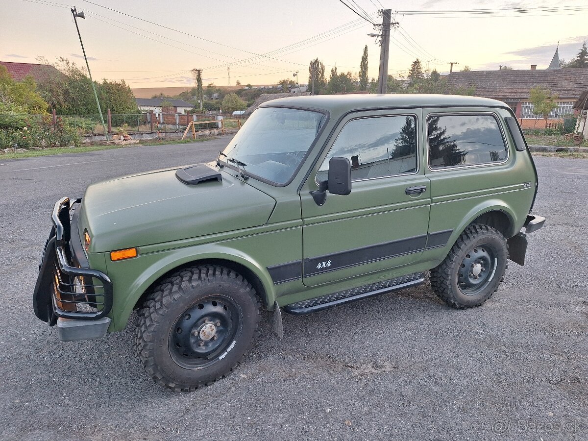 LADA NIVA 1,7 BENZÍN 4X4 - 13
