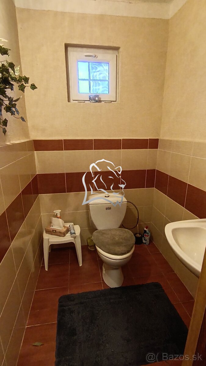 Na predaj rodinný dom v obci Nižný Hrabovec - okres Vranov n - 13