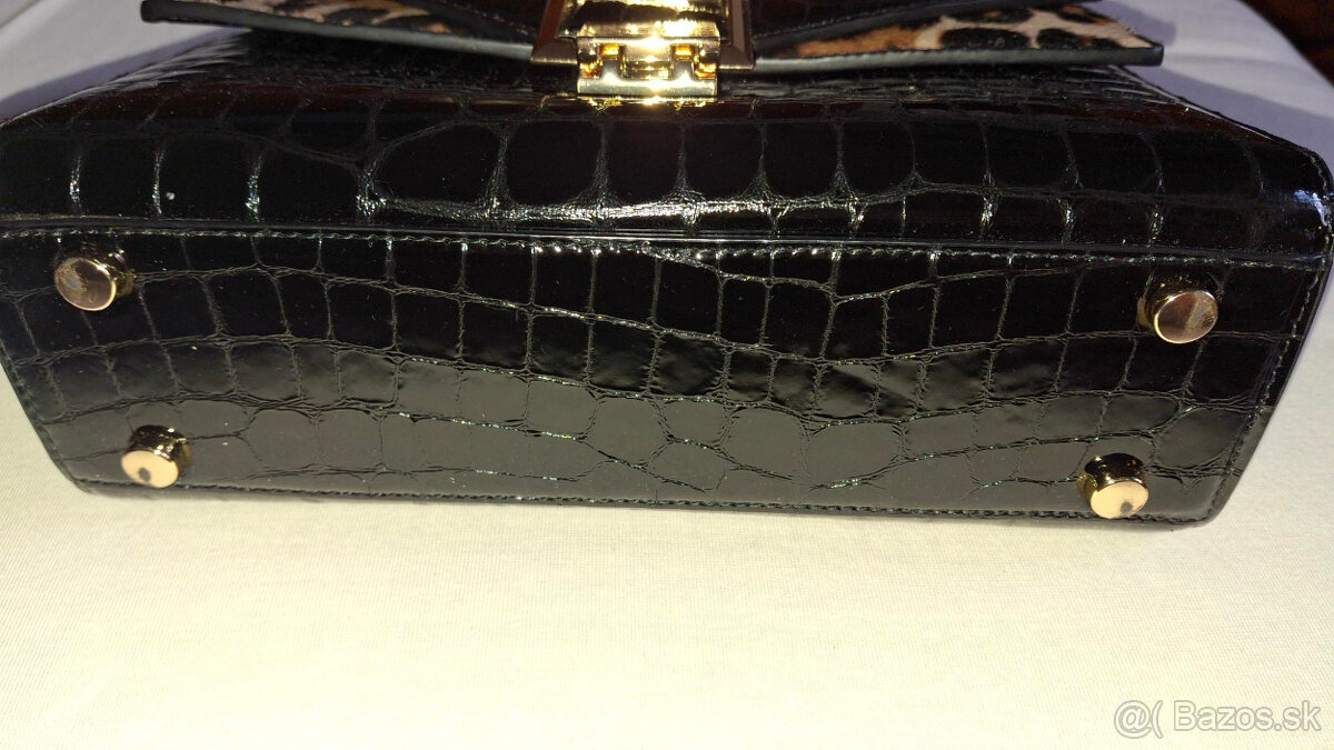 čierna kožená kabelka hogl - 13