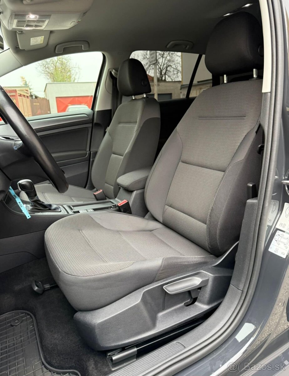 VW e-GOLF 100kw Virtual, ACC, Led svetlá, Virtual cockpit, Ť - 13