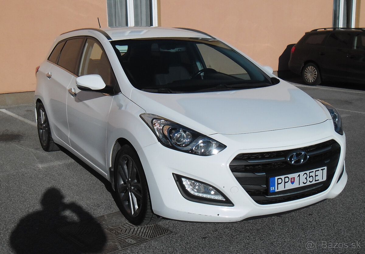 Hyundai i30CW - 13