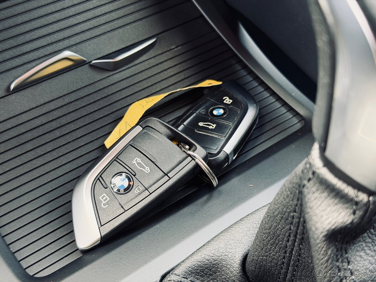 BMW X1 sDrive 18d - 13