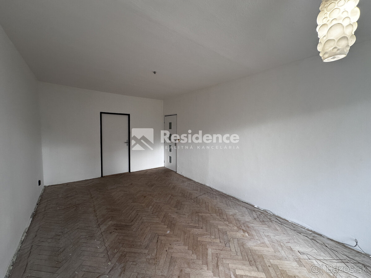 Byt s potenciálom na skvelom mieste – Nábrežie, Liptovský Mi - 13