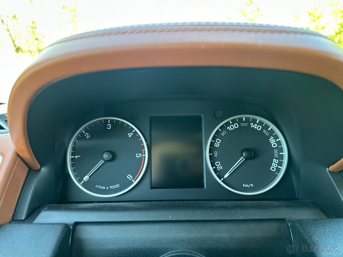 Land Rover Range Rover Sport - 13