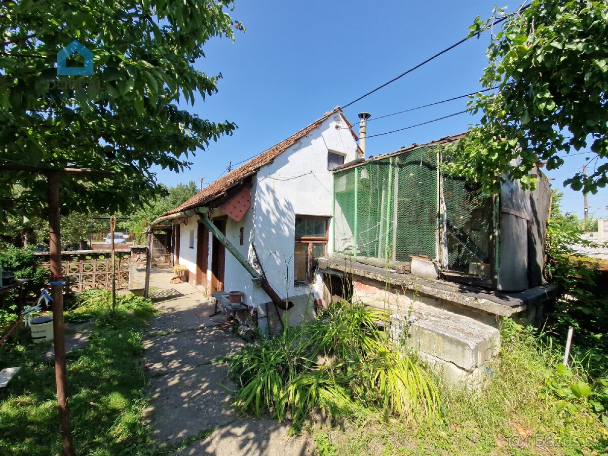 RODINNÝ DOM SENICA • Čáčov, POZEMOK 490m² - 13