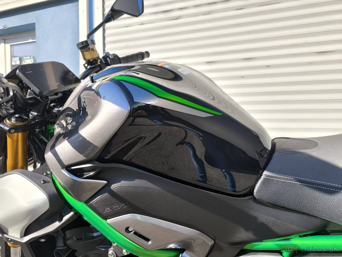 Kawasaki Z900 SE - 13