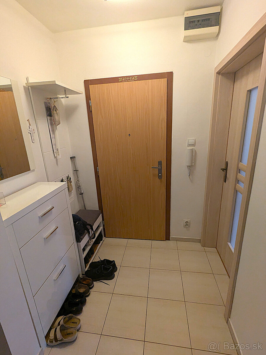 2 izbový Bukurešťská ul. OV, 2p Lo, kompletne rekonštruovaný - 13