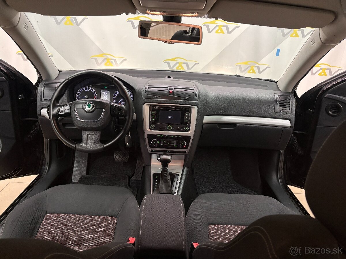 Škoda Octavia Combi 2.0 TDI CR DPF Elegance DSG - 13