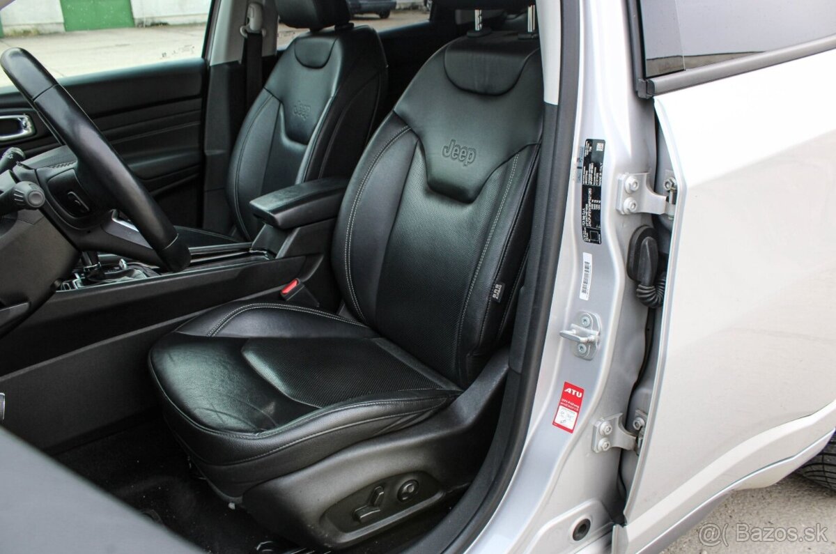 Jeep Compass 4XE S 1.3T PHEV 176kW - 13