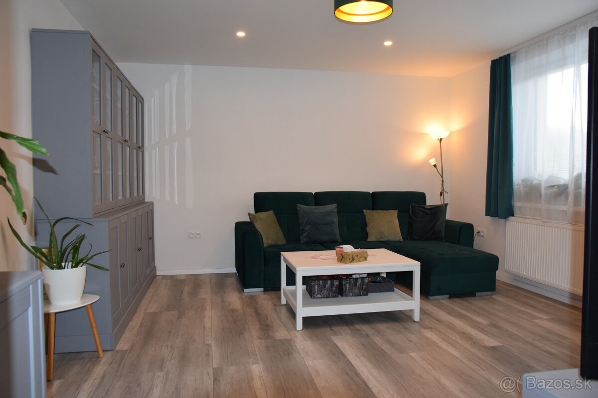 Kompletne zariadený dom s dvomi bytmi u nás v Zóhri - 13