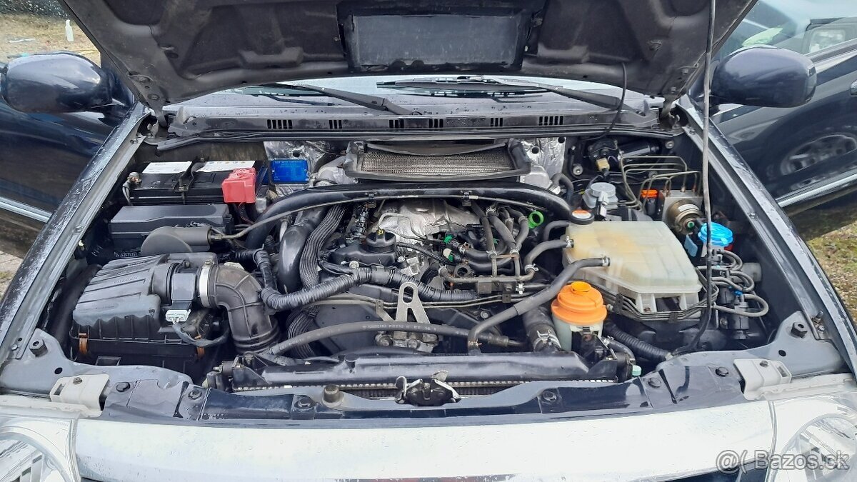 Suzuki Grand Vitara XL7 2.0 hdi 4x4+ redukcia,bez korozie - 13