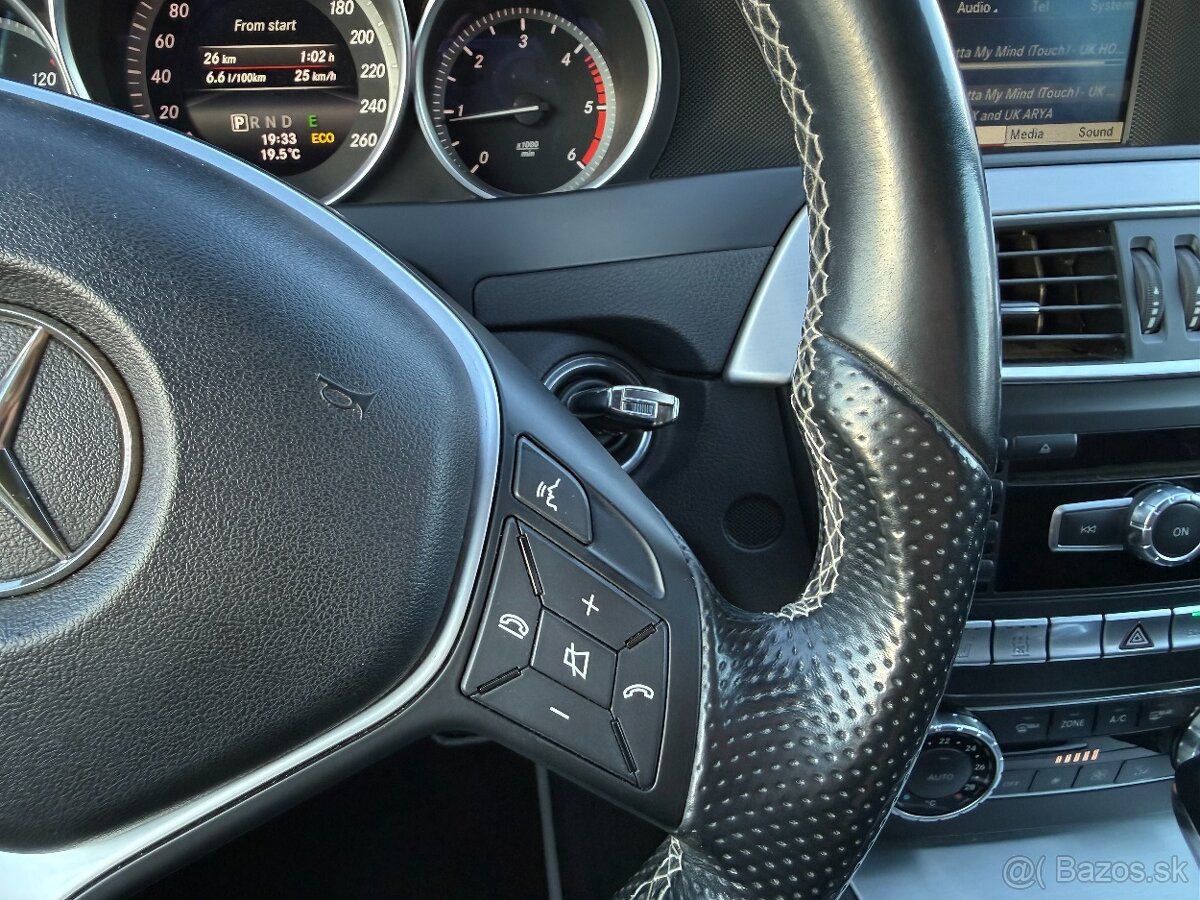 Mercedes-Benz C 220 - 13