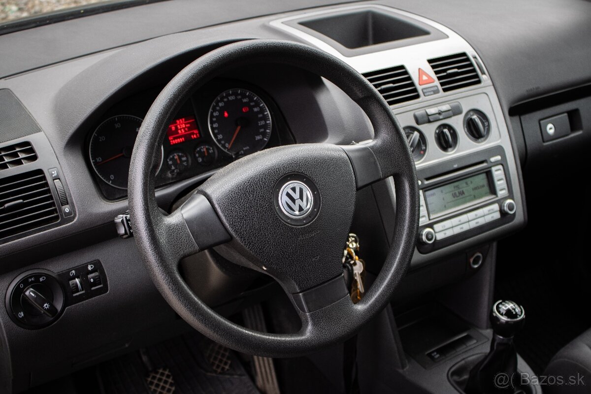 Volkswagen Touran 1.9 TDI, 77kW, 7 miestny - 13