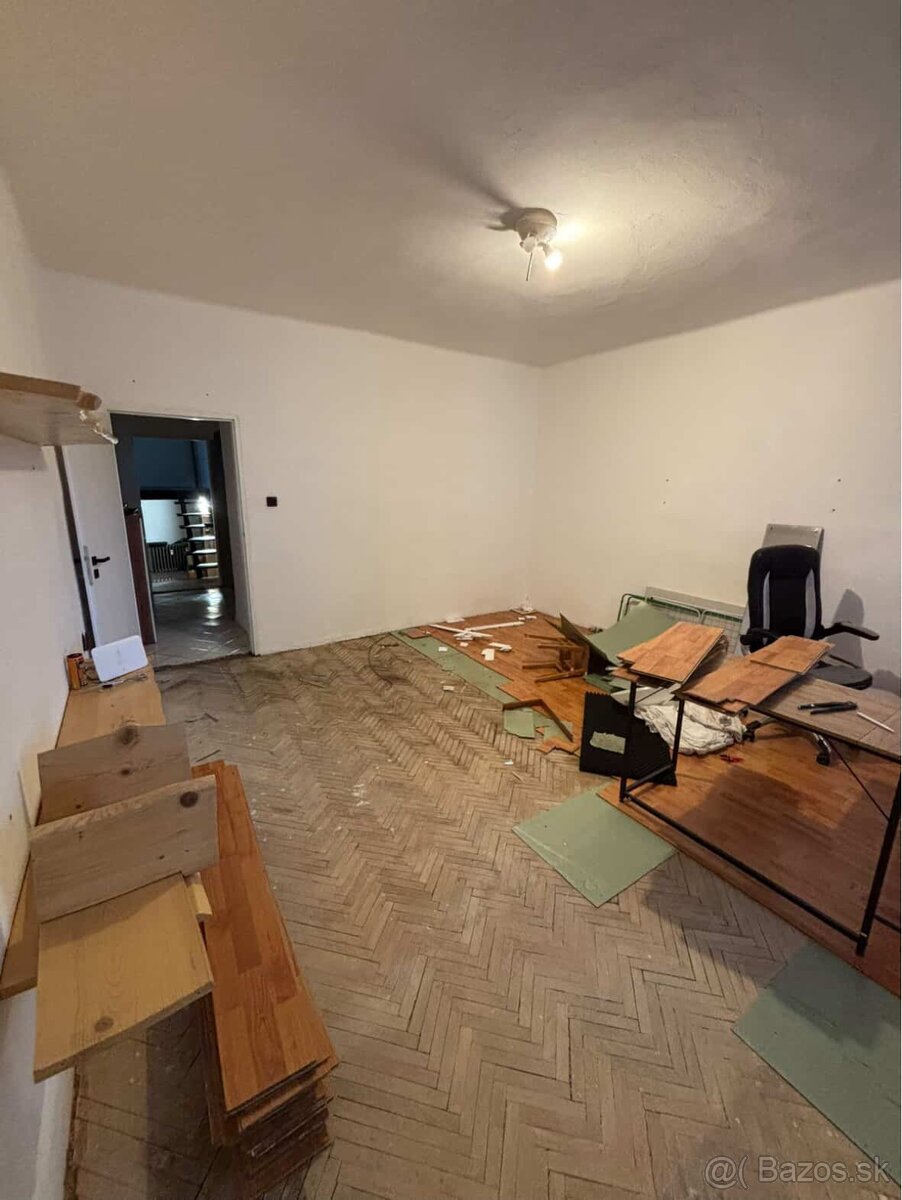 1-izbový byt v centre mesta - 13