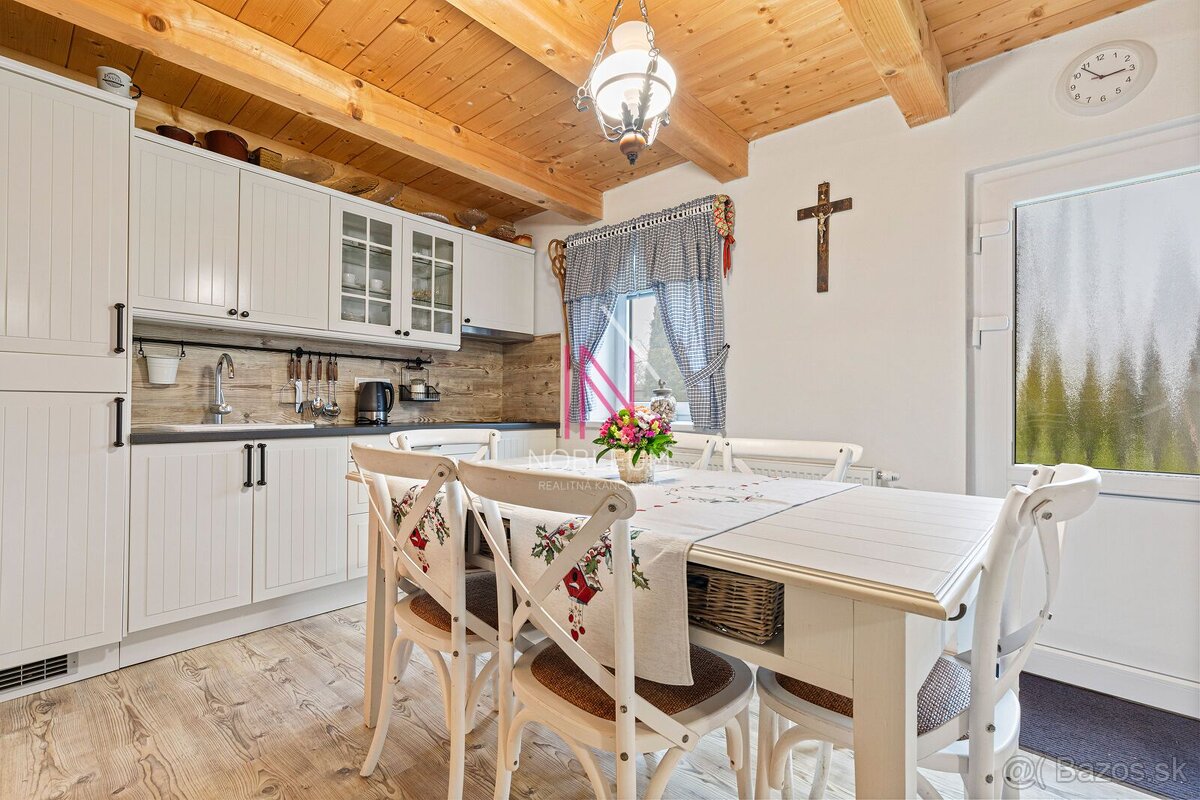 4-izbový rodinný dom s veľkorysým pozemkom 2864 m² + samosta - 13