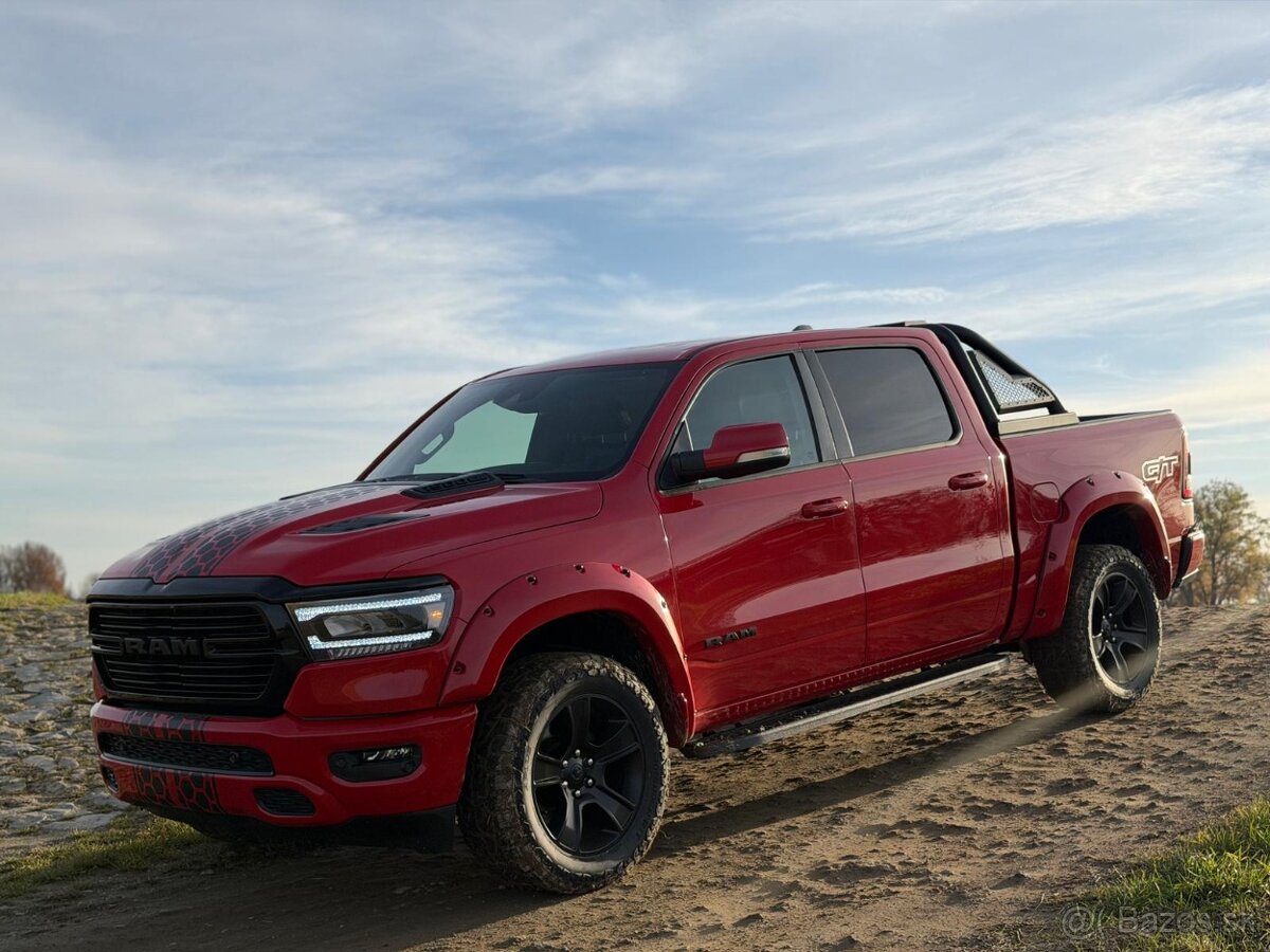 DODGE RAM 1500 5,7 HEMI 2022 GT 53 000 km DPH - 13