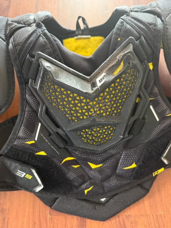 Hokejová vesta Bauer Supreme 3S JR M /M - 13