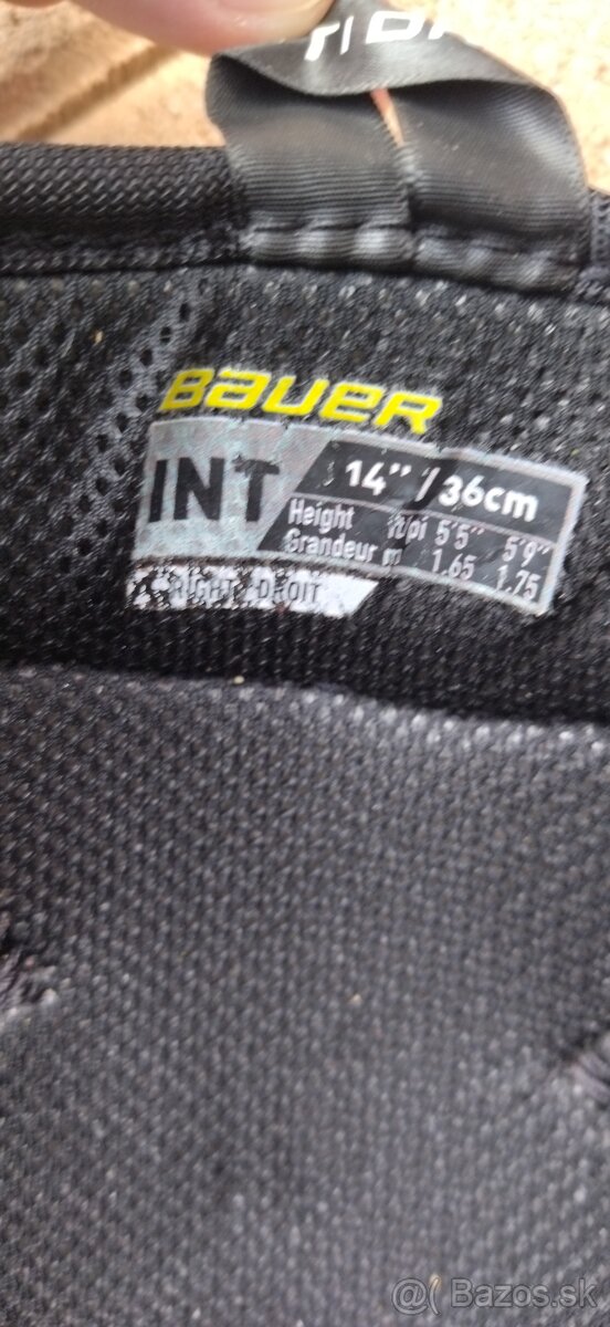 Hokejová výstroj - 13