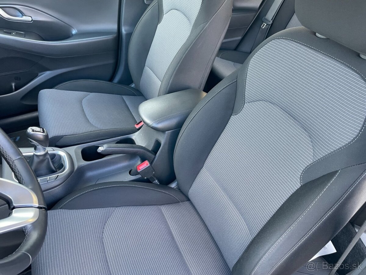 Hyundai i30 Com.1.0T-GDi Comfort ČR+1.maj - 13