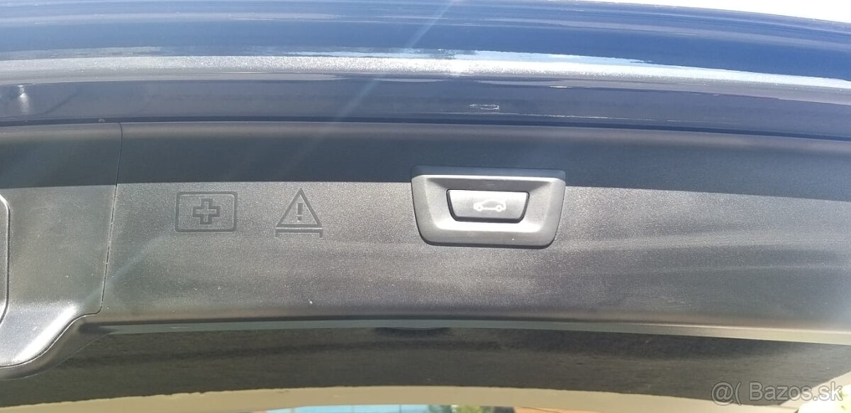 BMW F11 520d xDrive 2015 - 13