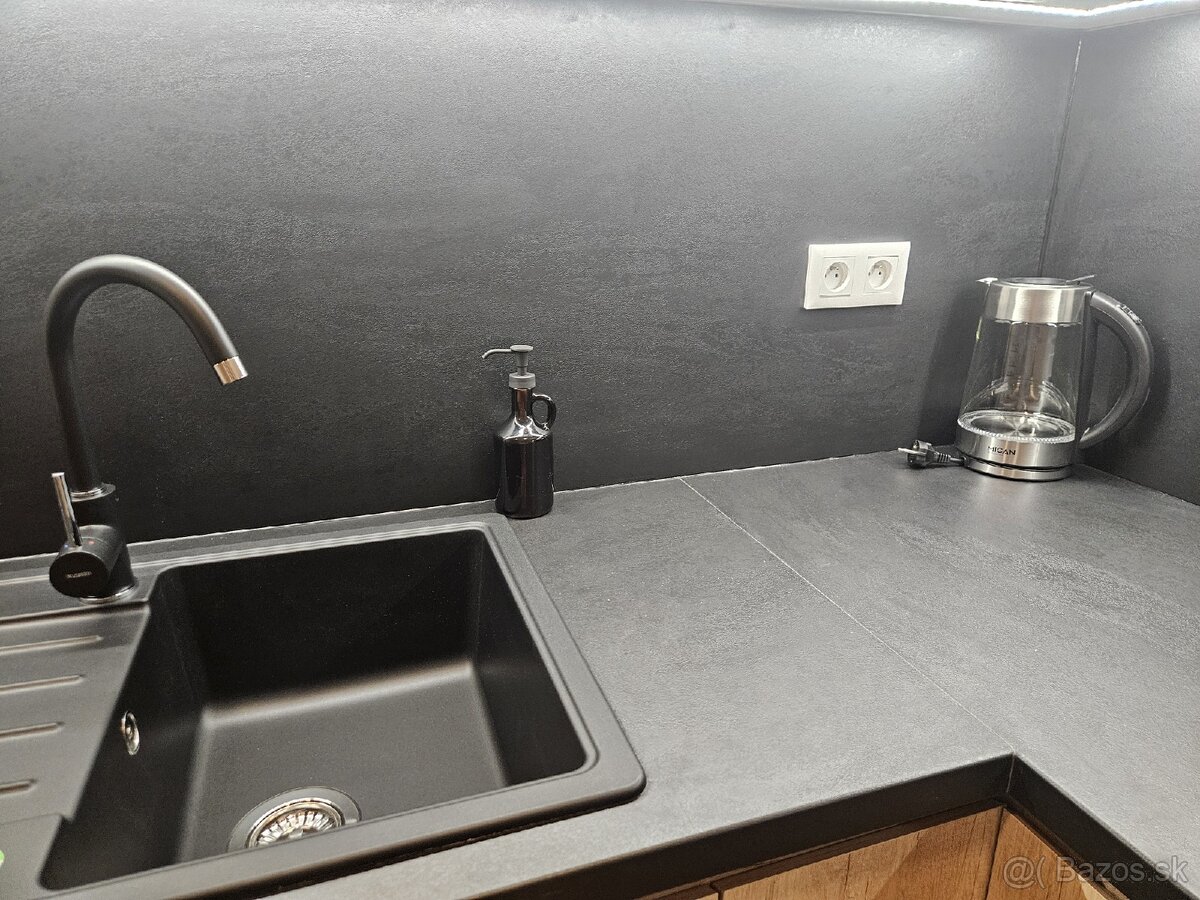 Prenájom 1- izbový byt . - 13